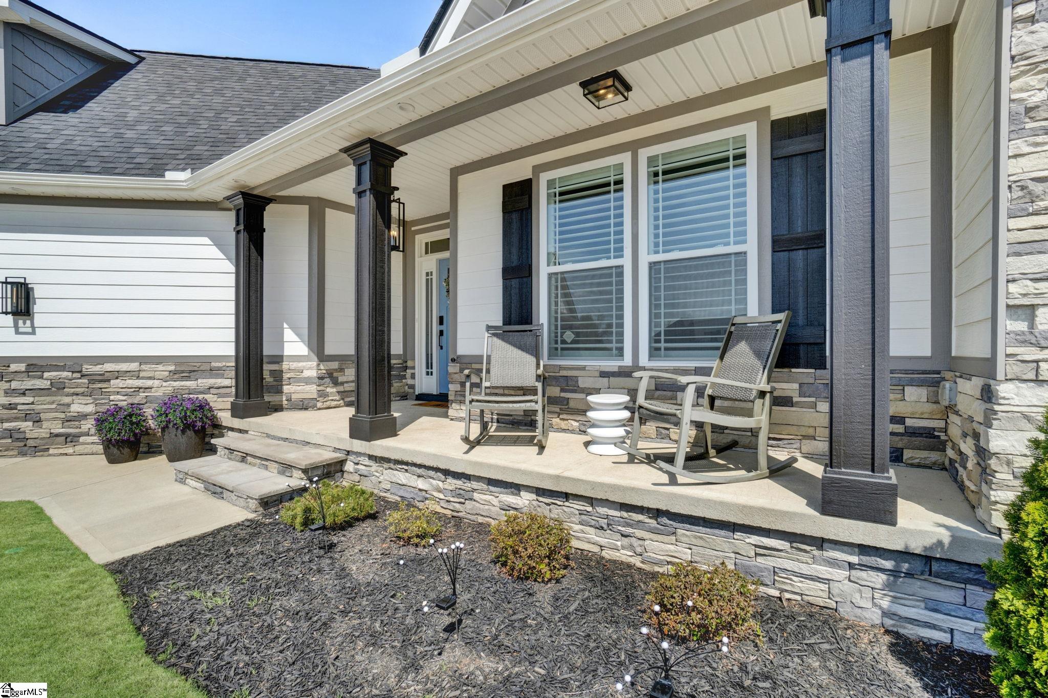416 Drovers Court