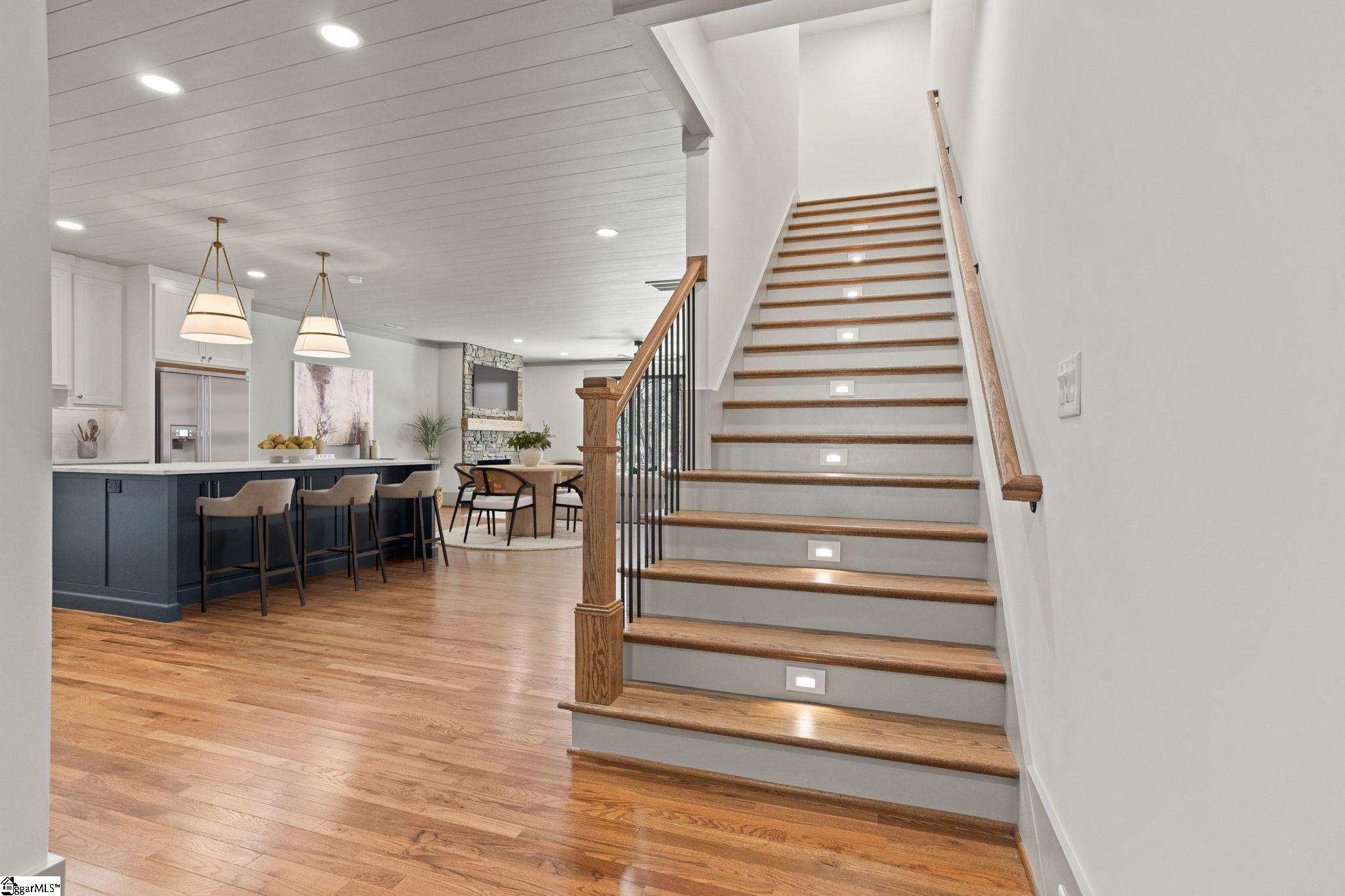 214 Holiday East Avenue