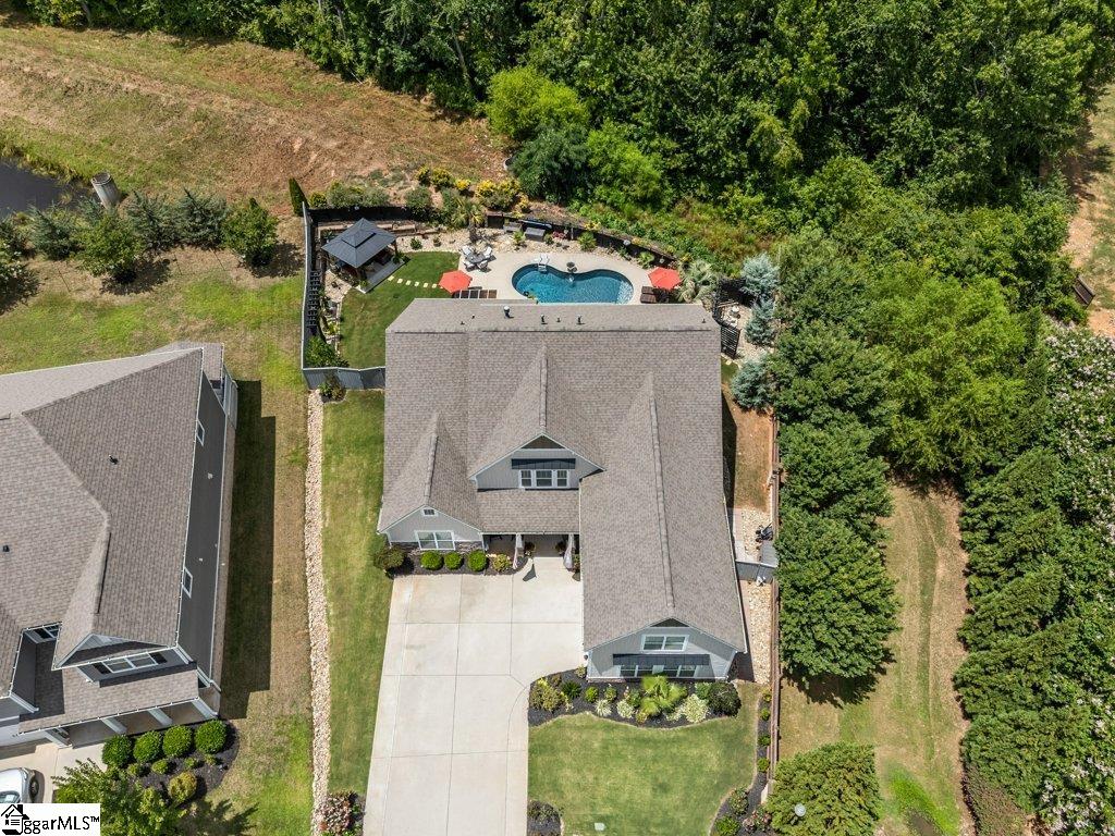 2 Belterra Drive