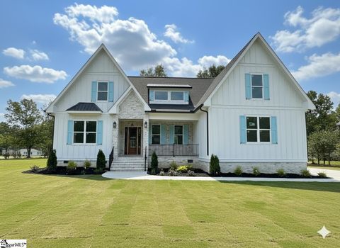 Photo of 99 Wemberly Lane, Simpsonville, SC 29681 (MLS # 1572259)