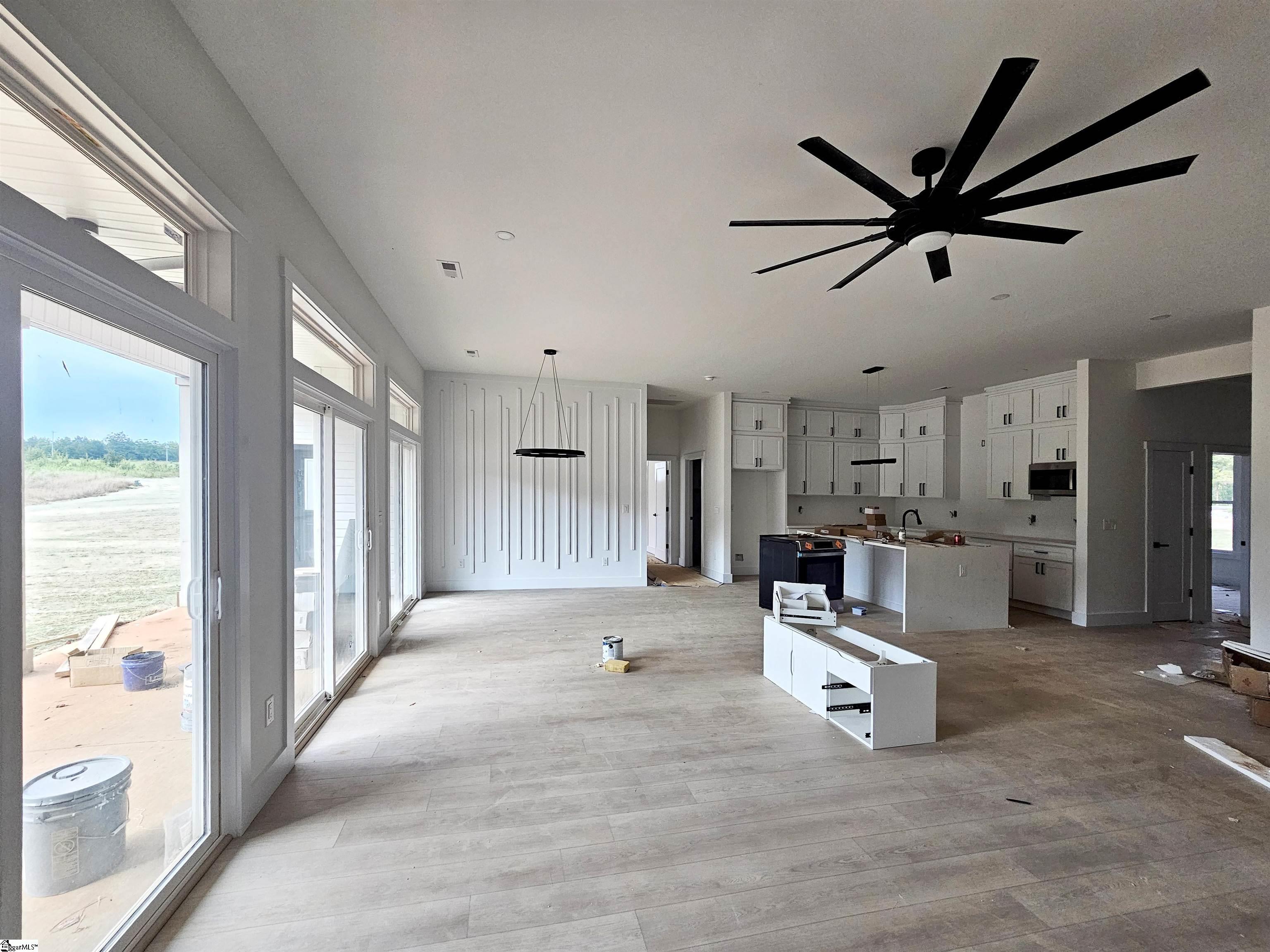 2927 Old Greenville Highway