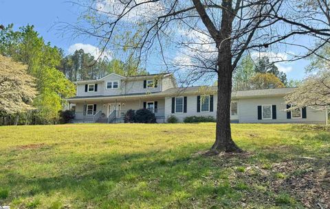 Photo of 101 Long View Lane, Pickens, SC 29671 (MLS # 1586557)