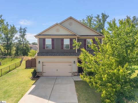 Photo of 311 Rossmoor Court, Duncan, SC 29334 (MLS # 1589211)
