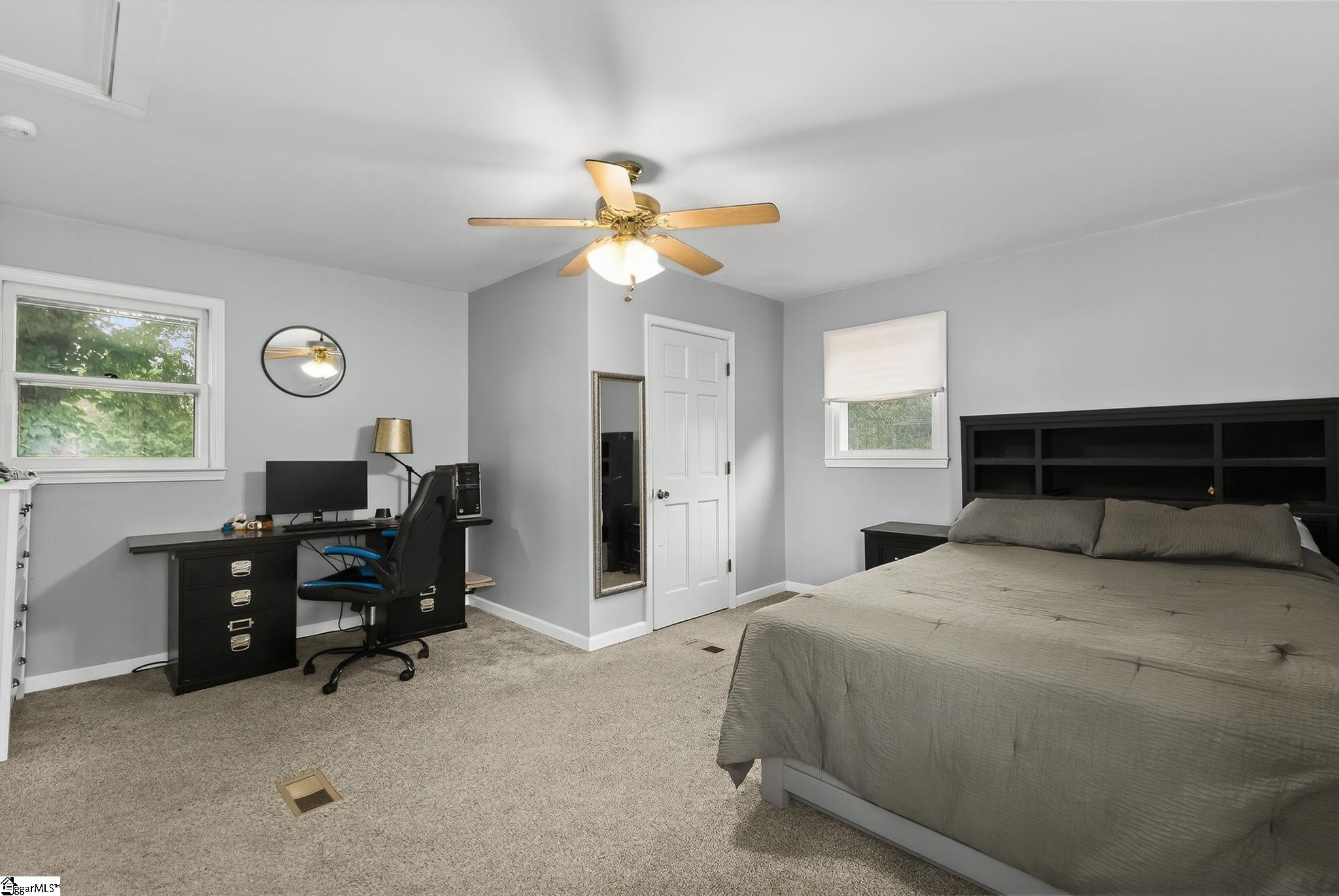 Taylors, South Carolina 29687, United States, 4 Bedrooms Bedrooms, ,5 BathroomsBathrooms,Residential,Active,191631