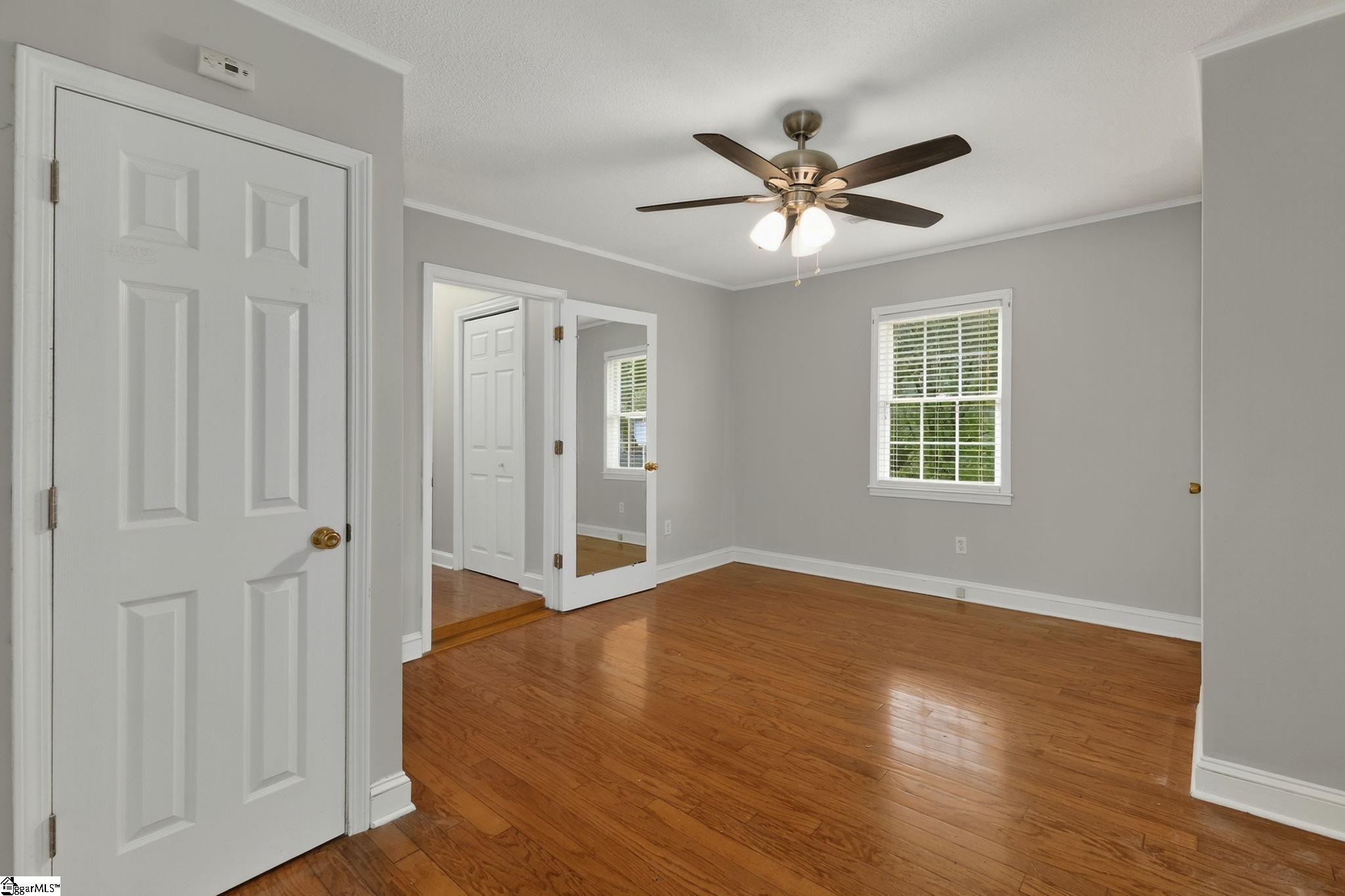 Taylors, South Carolina 29687, United States, 4 Bedrooms Bedrooms, ,5 BathroomsBathrooms,Residential,Active,191631