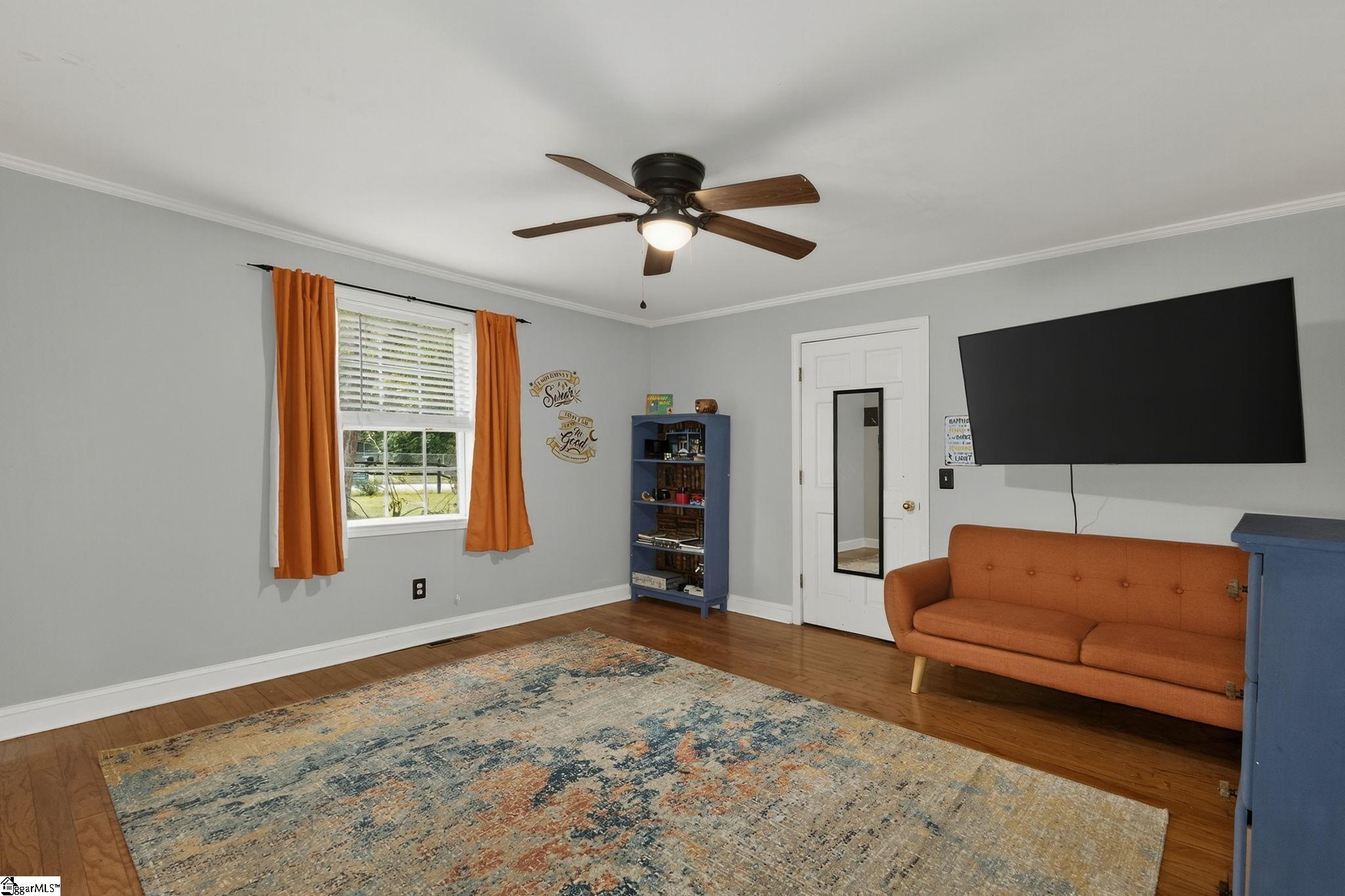 Taylors, South Carolina 29687, United States, 4 Bedrooms Bedrooms, ,5 BathroomsBathrooms,Residential,Active,191631