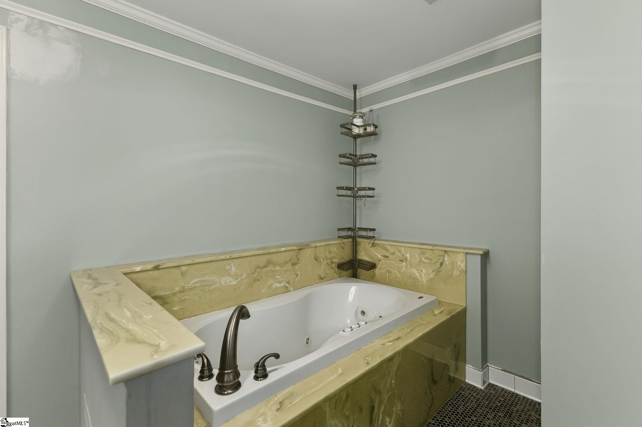 Taylors, South Carolina 29687, United States, 4 Bedrooms Bedrooms, ,5 BathroomsBathrooms,Residential,Active,191631