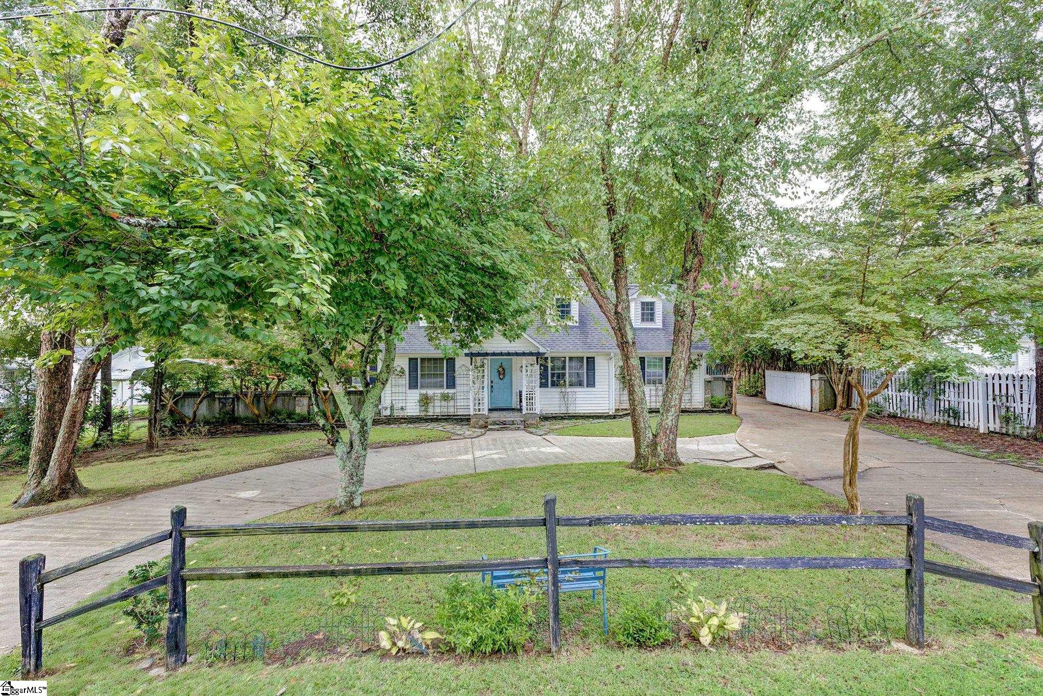 Taylors, South Carolina 29687, United States, 4 Bedrooms Bedrooms, ,5 BathroomsBathrooms,Residential,Active,191631