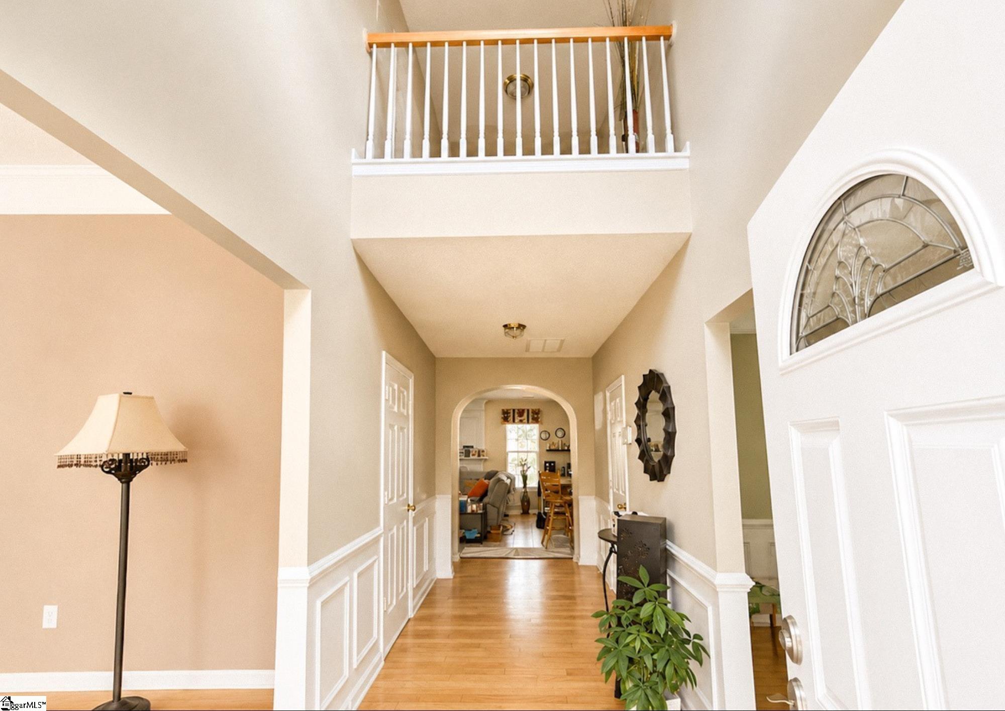Real Estate Search 1 549 E Abington Way