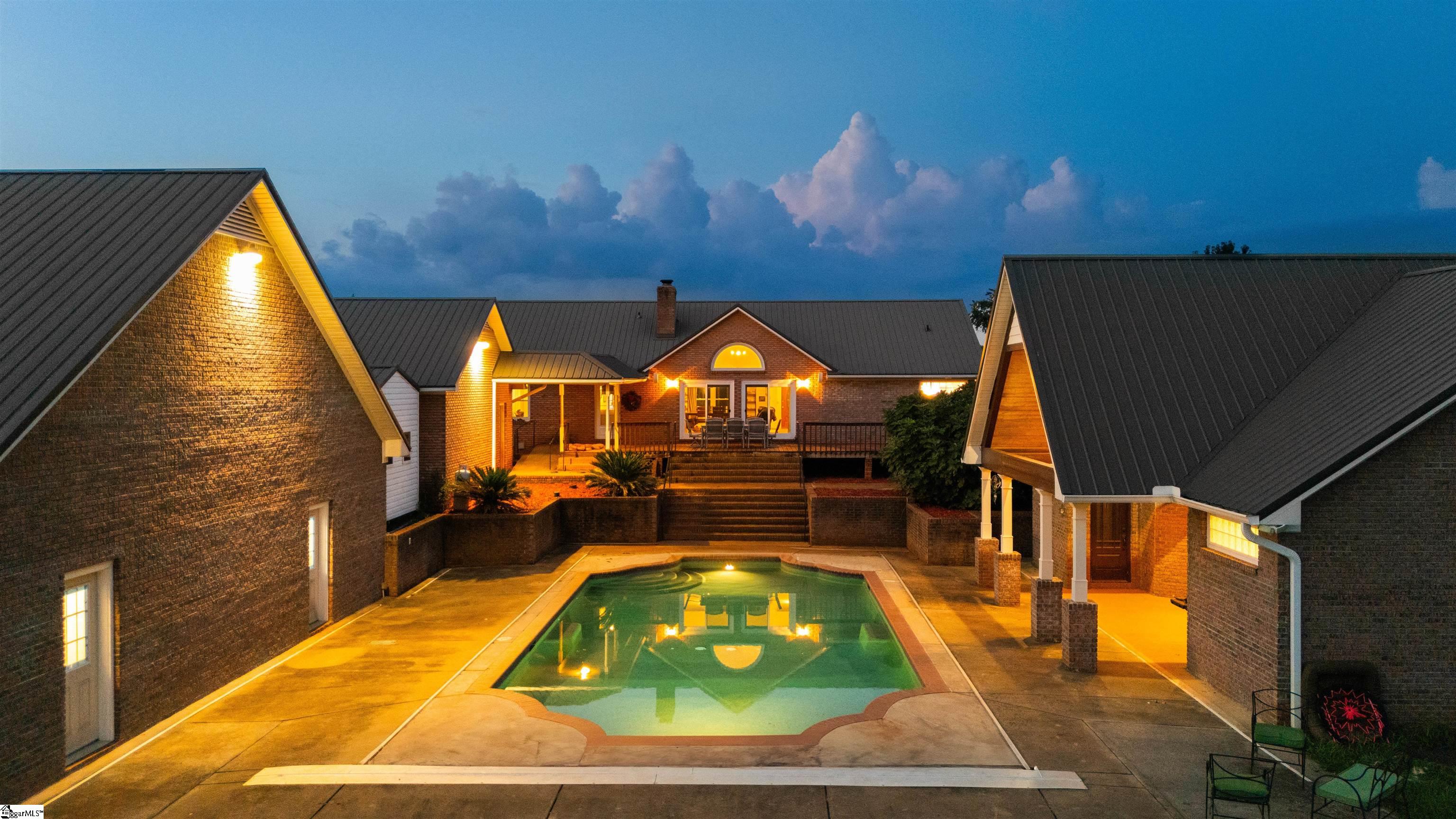 135 Glendarosa Drive