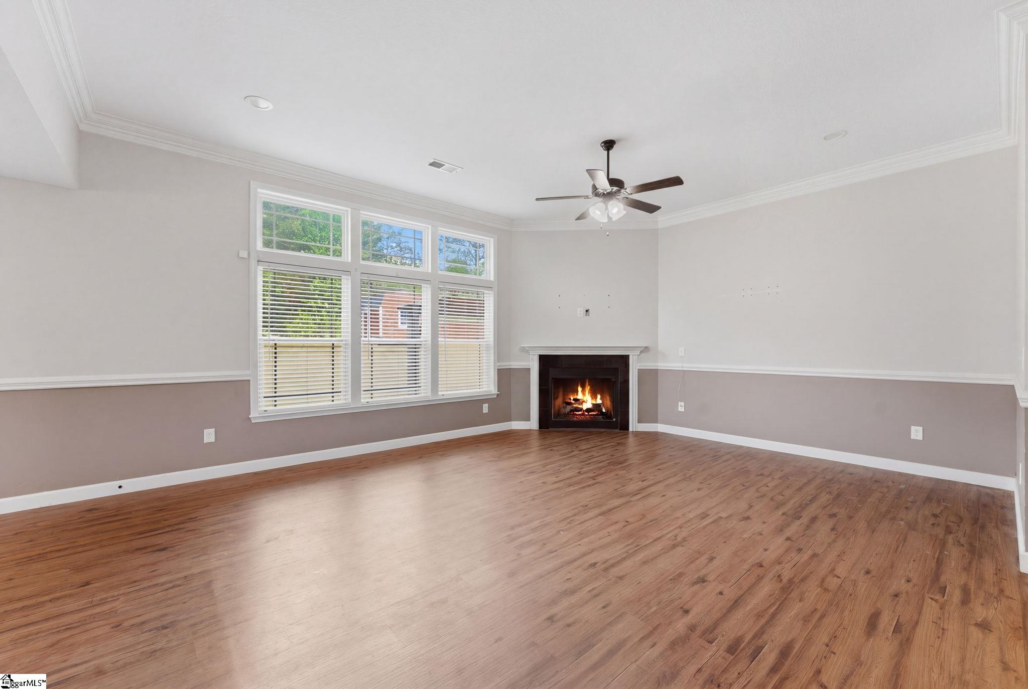 211 Sunward Path