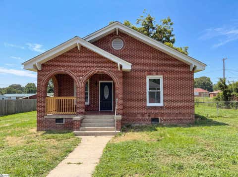 Photo of 112 Sherard Avenue, Ninety Six, SC 29666 (MLS # 1600051)