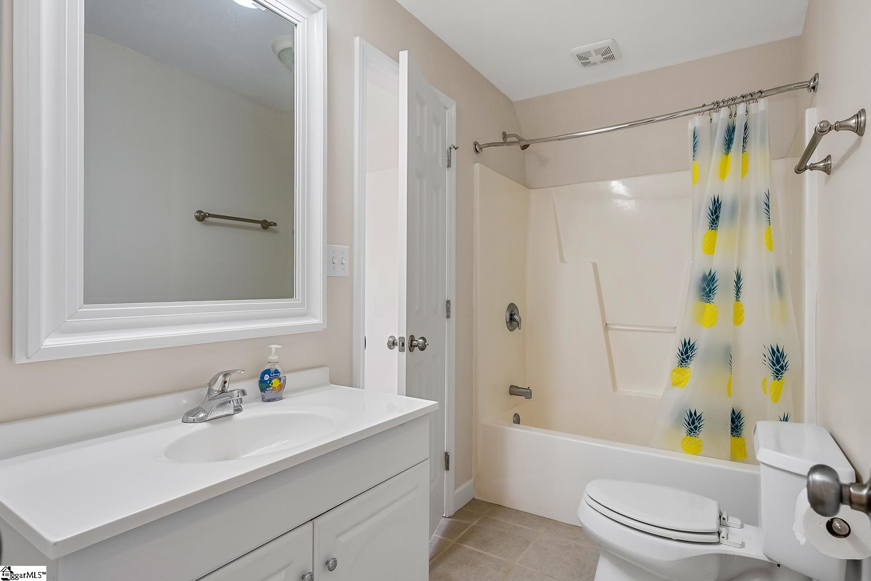 Williamston, South Carolina 29697, United States, 3 Bedrooms Bedrooms, ,2 BathroomsBathrooms,Residential,Active,236298