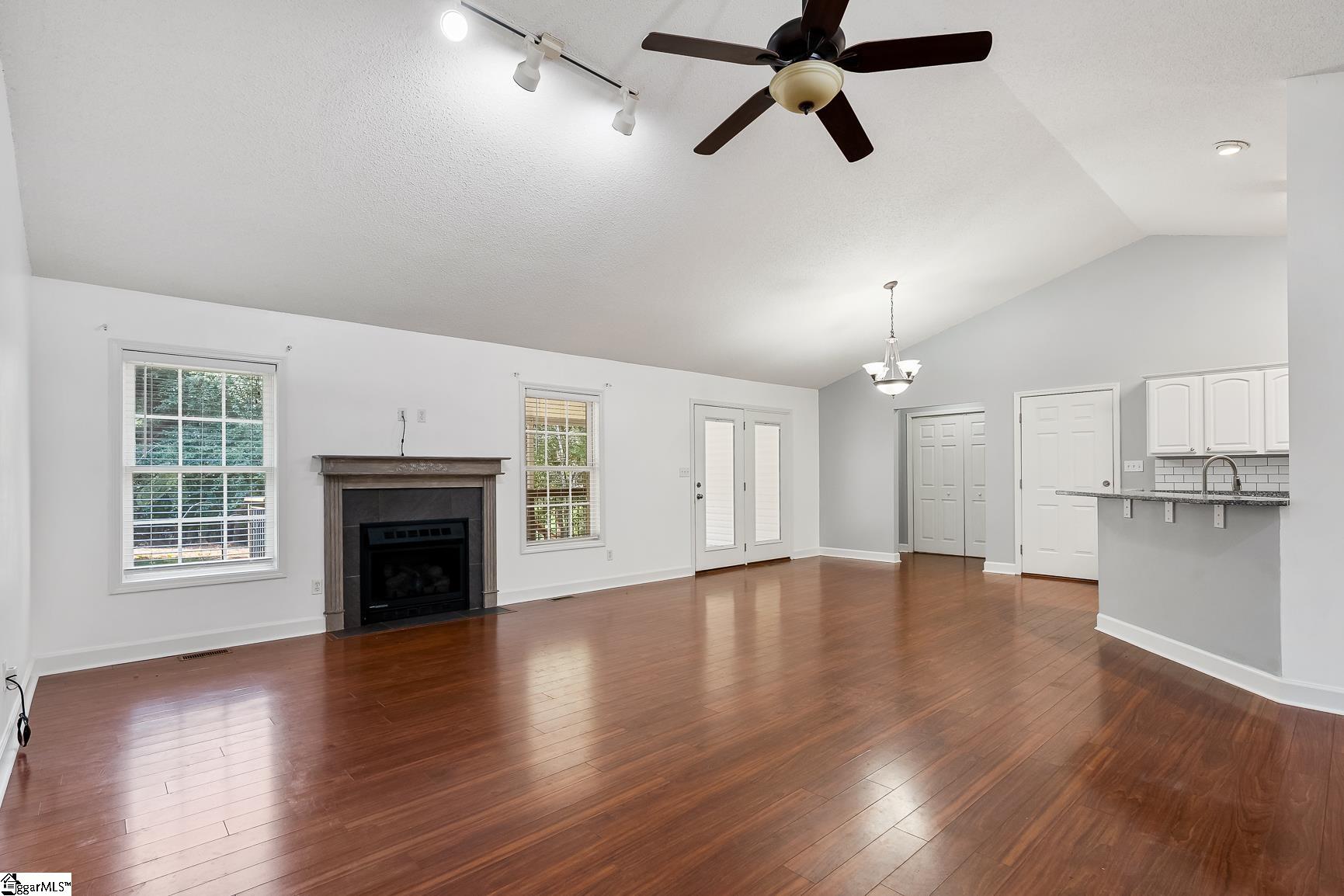 Williamston, South Carolina 29697, United States, 3 Bedrooms Bedrooms, ,2 BathroomsBathrooms,Residential,Active,236298