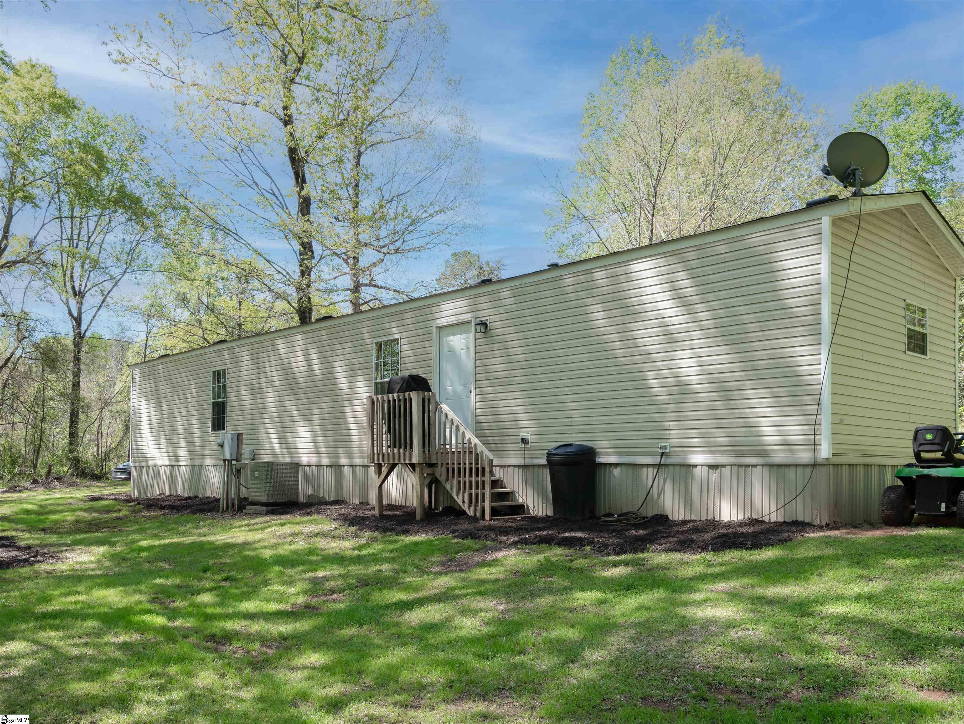 Spartanburg, South Carolina 29301, United States, 3 Bedrooms Bedrooms, ,2 BathroomsBathrooms,Residential,Pending,109888