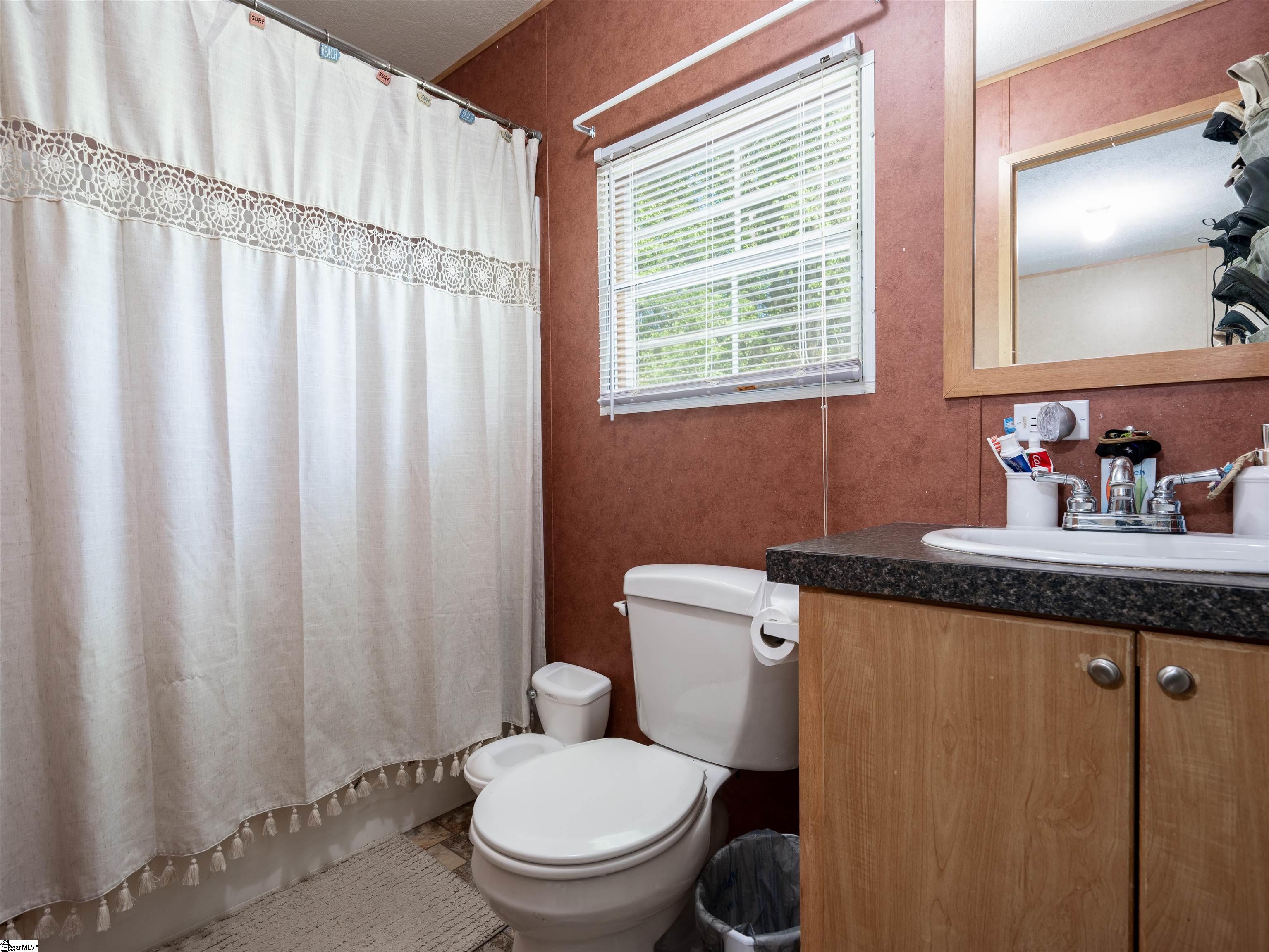 Spartanburg, South Carolina 29301, United States, 3 Bedrooms Bedrooms, ,2 BathroomsBathrooms,Residential,Pending,109888