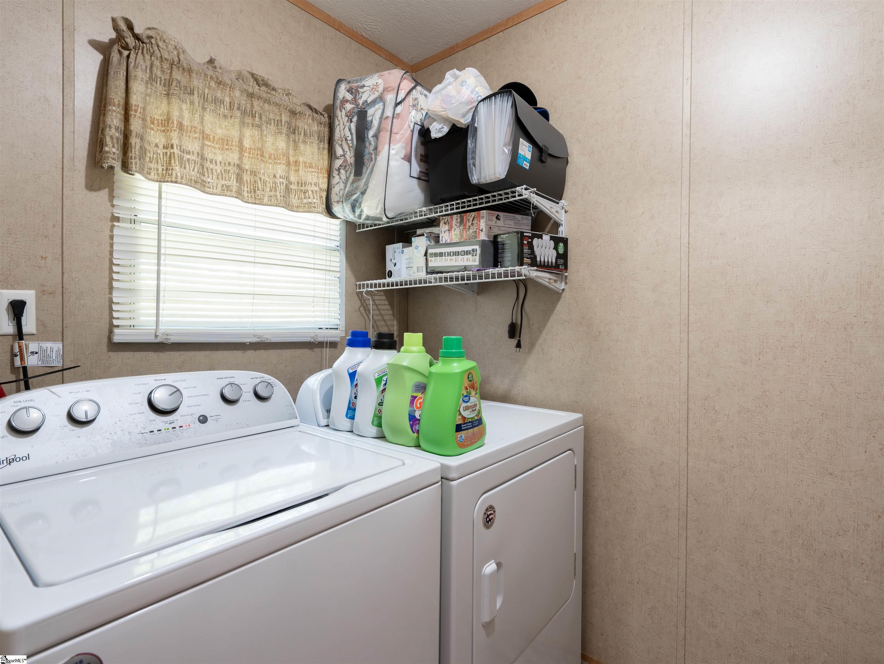 Spartanburg, South Carolina 29301, United States, 3 Bedrooms Bedrooms, ,2 BathroomsBathrooms,Residential,Pending,109888