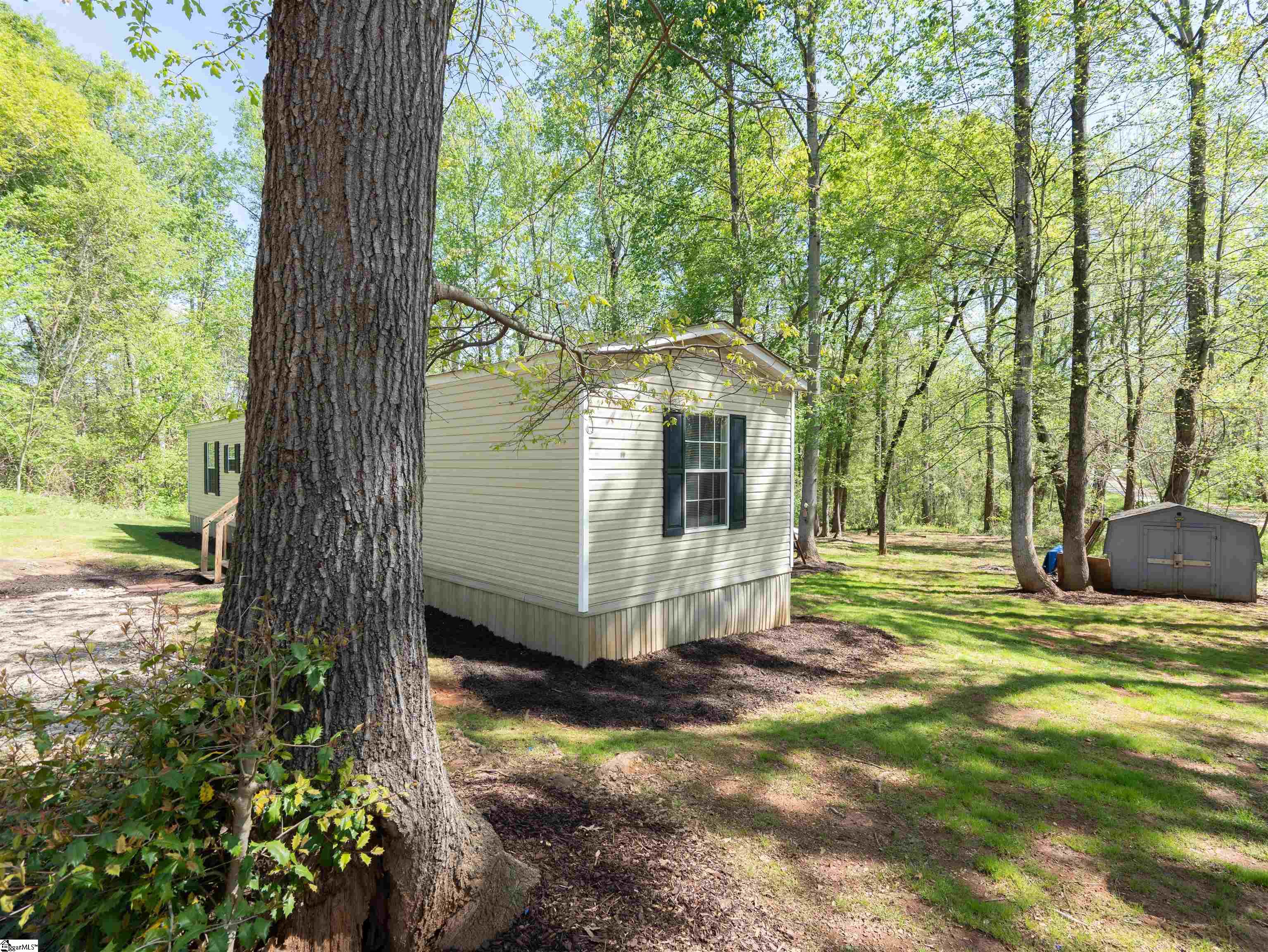 Spartanburg, South Carolina 29301, United States, 3 Bedrooms Bedrooms, ,2 BathroomsBathrooms,Residential,Pending,109888