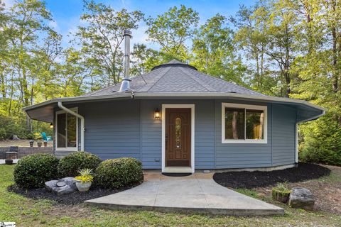 Photo of 51 Sky Ranche Road, Cleveland, SC 29365 (MLS # 1592688)