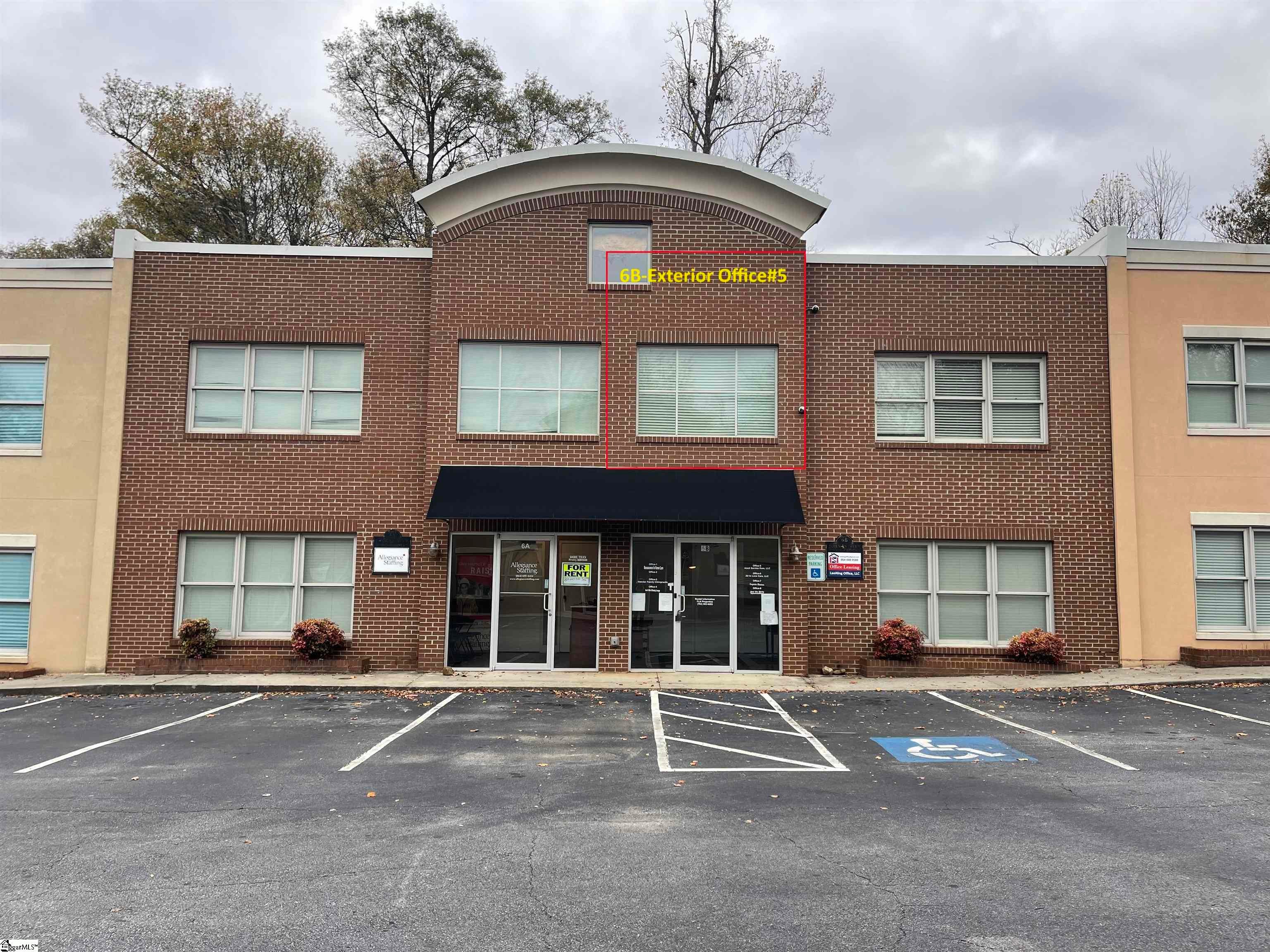 Photo 1 of 4 — 300 John Street 6B, 2nd Floor Individual Office Unit 6B, 2nd Floor Individual, Greer, SC 29651