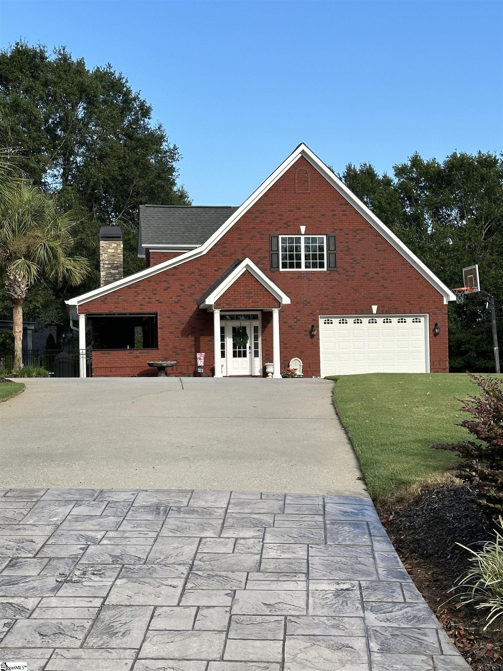 103 Welborn Oaks Way