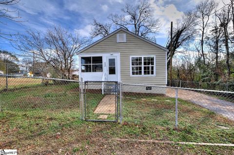 Photo of 105 Francis Avenue, Greenville, SC 29611 (MLS # 1578896)