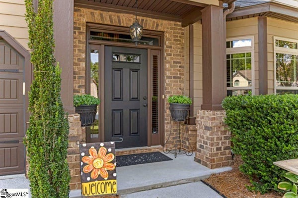 144 RIVER VALLEY LN, GREENVILLE, SC 29605 - Image d4d856808f8452c6be51f42e9ebeac31/1918688788
