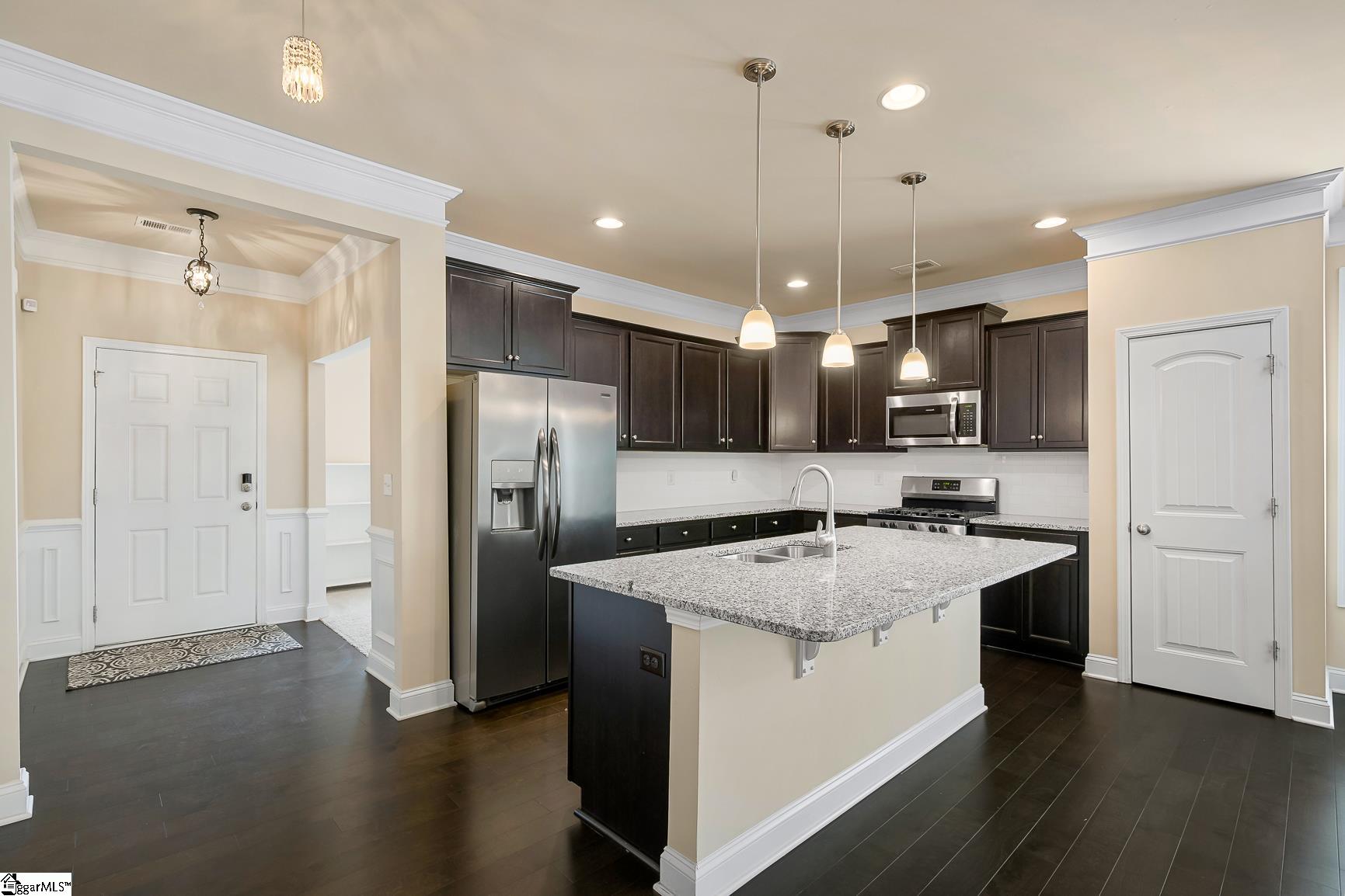 Anderson, South Carolina 29621, United States, 4 Bedrooms Bedrooms, ,3 BathroomsBathrooms,Residential,Contingent,156192