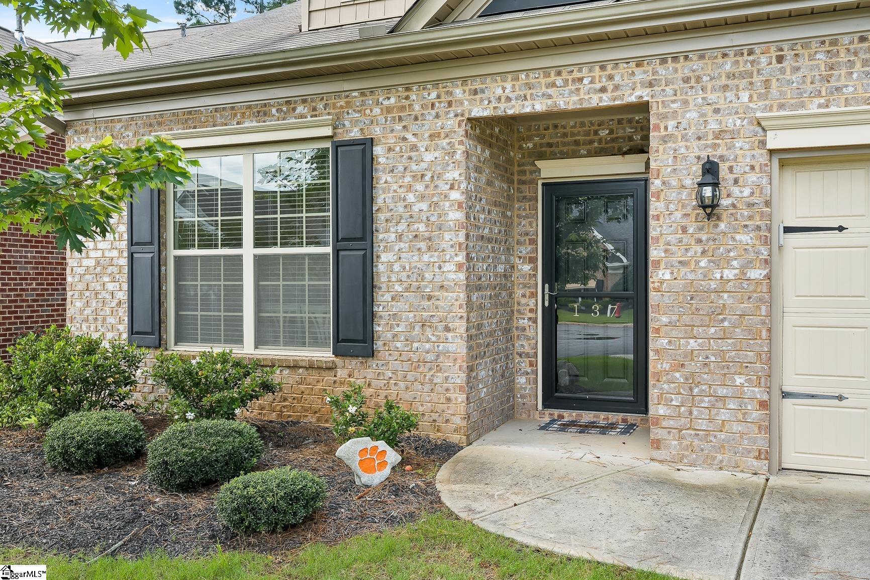 Anderson, South Carolina 29621, United States, 4 Bedrooms Bedrooms, ,3 BathroomsBathrooms,Residential,Contingent,156192