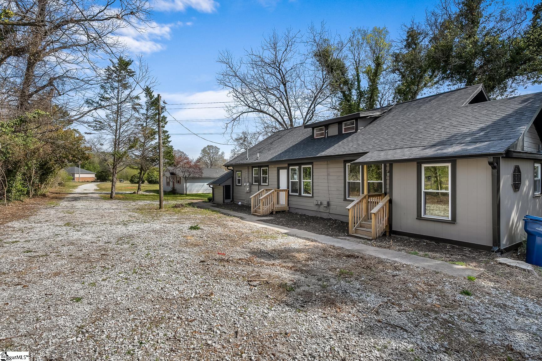 Anderson, South Carolina 29621, United States, 6 Bedrooms Bedrooms, ,6 BathroomsBathrooms,Residential,Active,204530