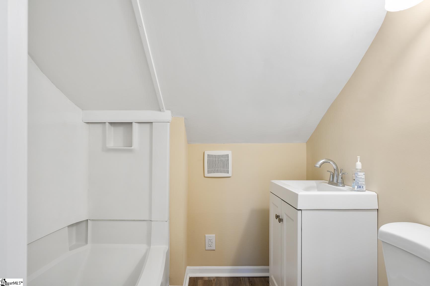 Anderson, South Carolina 29621, United States, 6 Bedrooms Bedrooms, ,6 BathroomsBathrooms,Residential,Active,204530