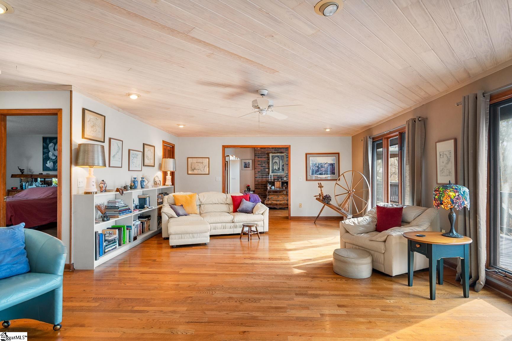 4805 Great Oaks Drive