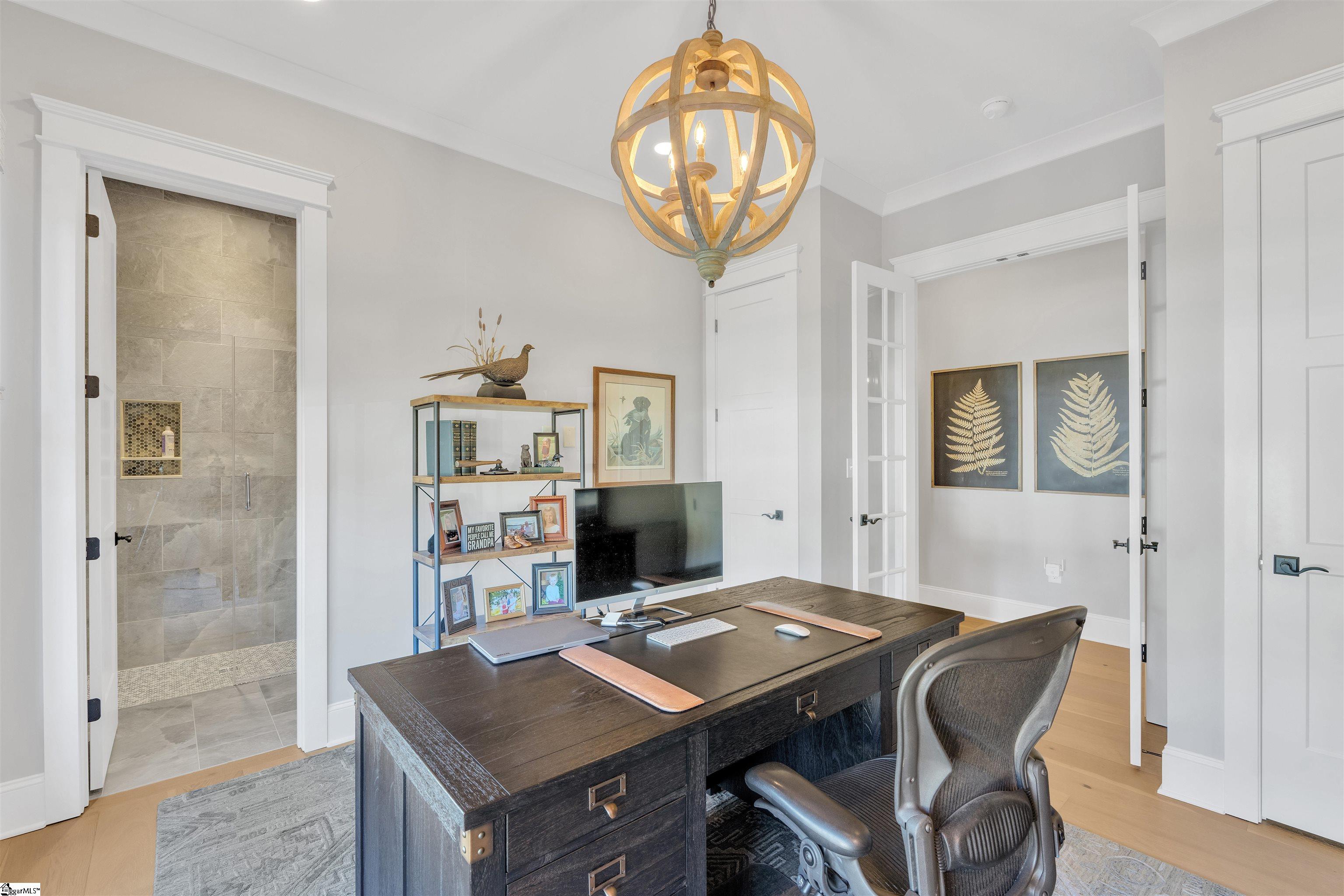 Simpsonville, South Carolina 29681, United States, 5 Bedrooms Bedrooms, ,4 BathroomsBathrooms,Residential,Pending,116211