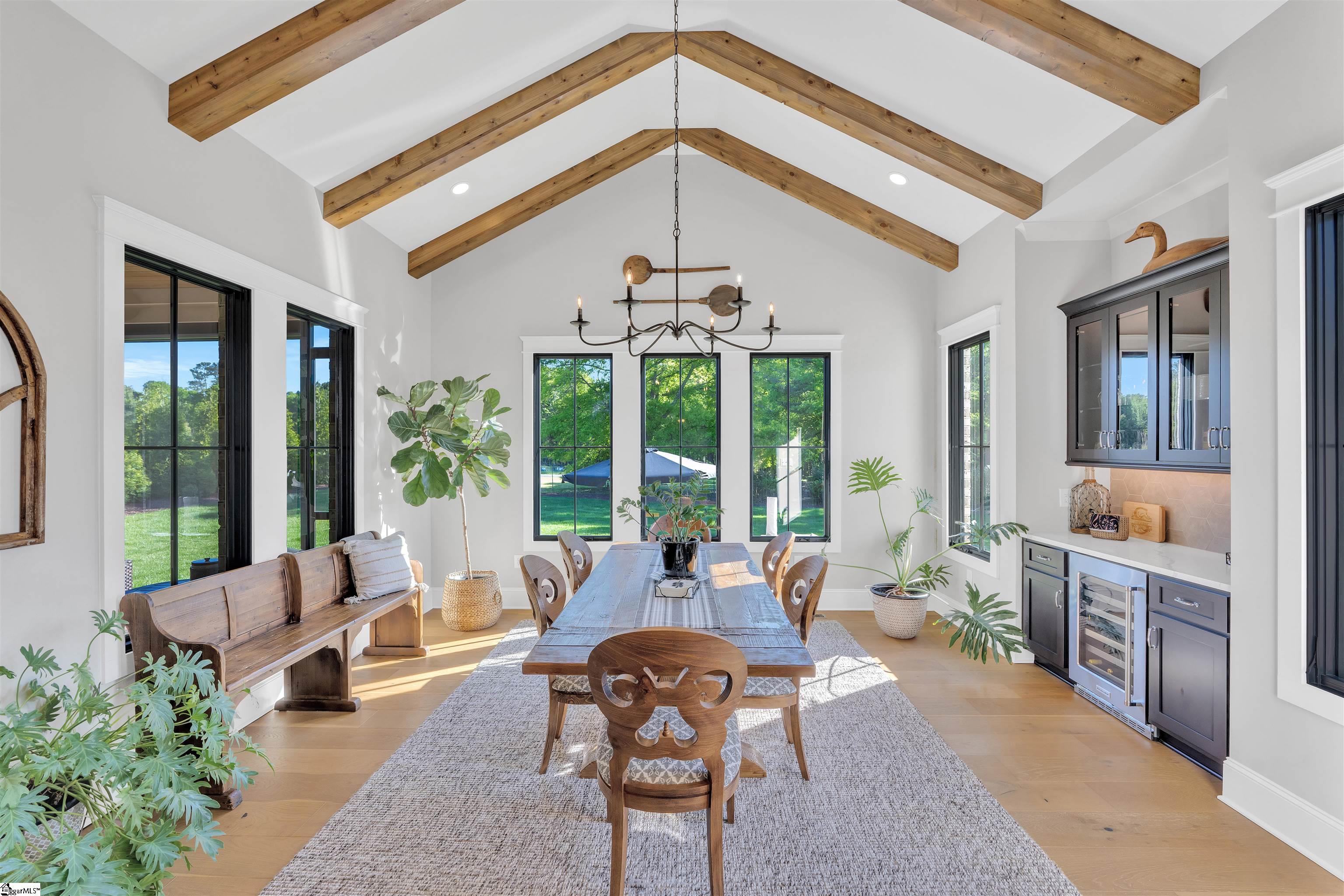 Simpsonville, South Carolina 29681, United States, 5 Bedrooms Bedrooms, ,4 BathroomsBathrooms,Residential,Pending,116211