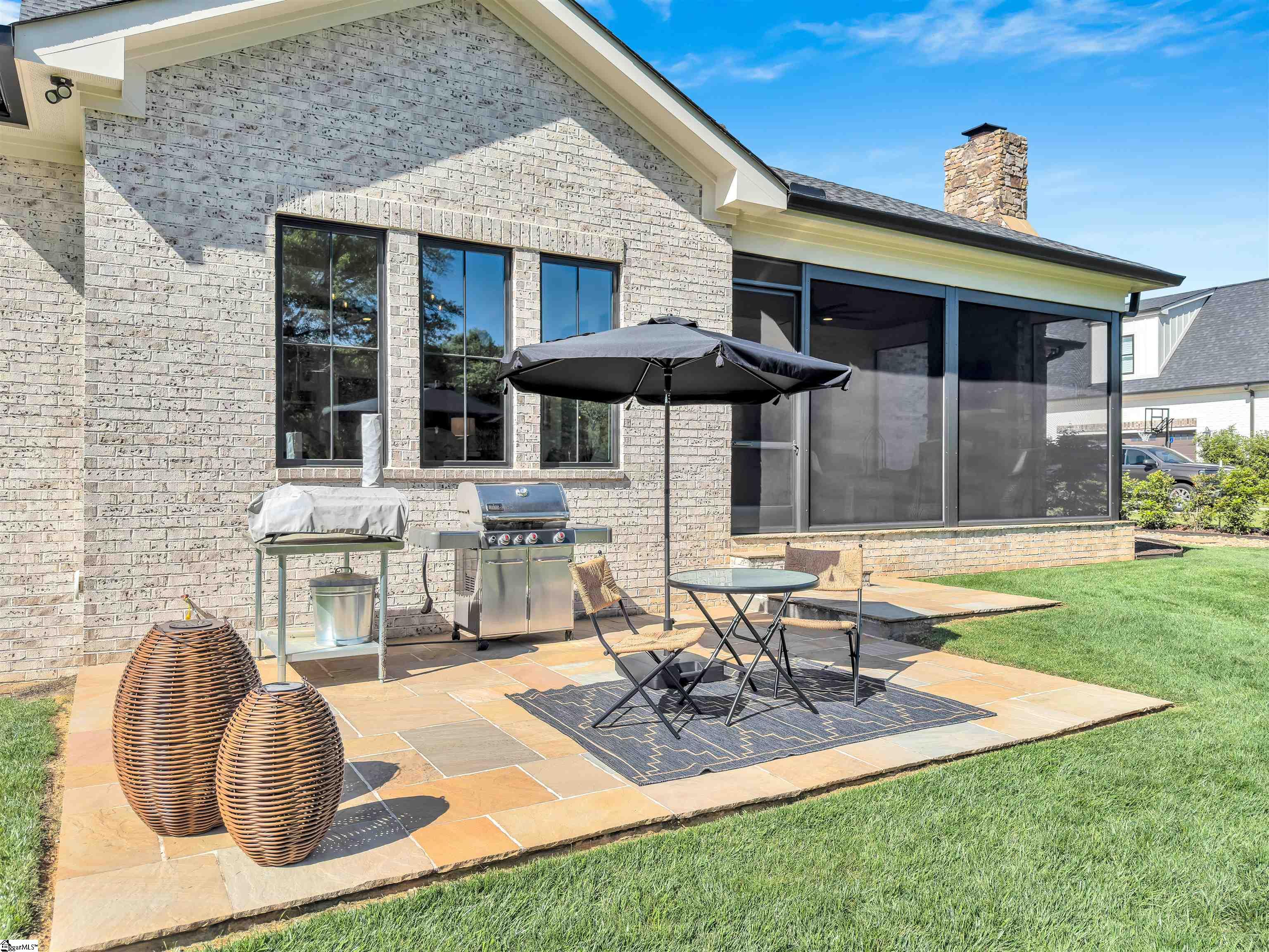 Simpsonville, South Carolina 29681, United States, 5 Bedrooms Bedrooms, ,4 BathroomsBathrooms,Residential,Pending,116211