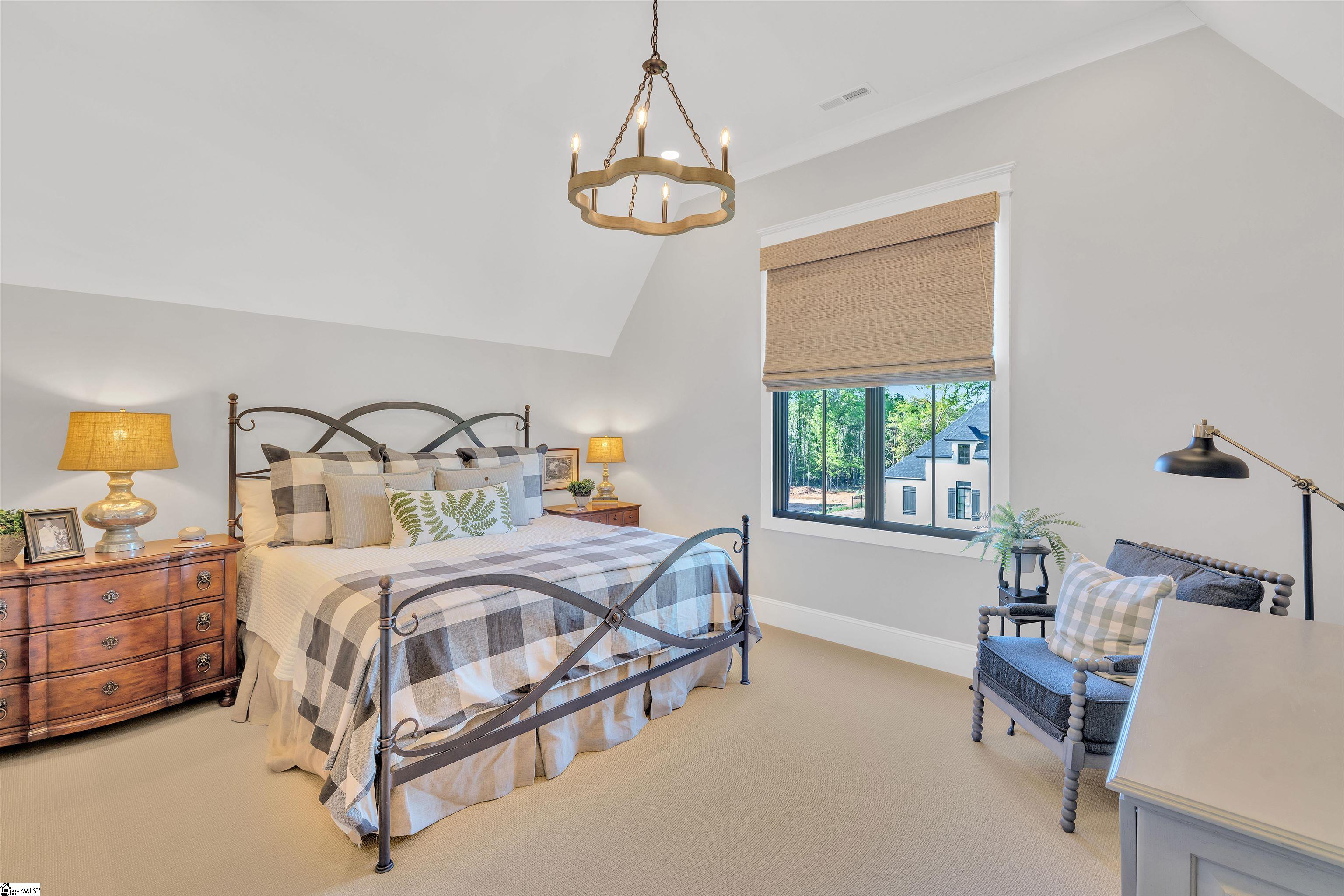 Simpsonville, South Carolina 29681, United States, 5 Bedrooms Bedrooms, ,4 BathroomsBathrooms,Residential,Pending,116211