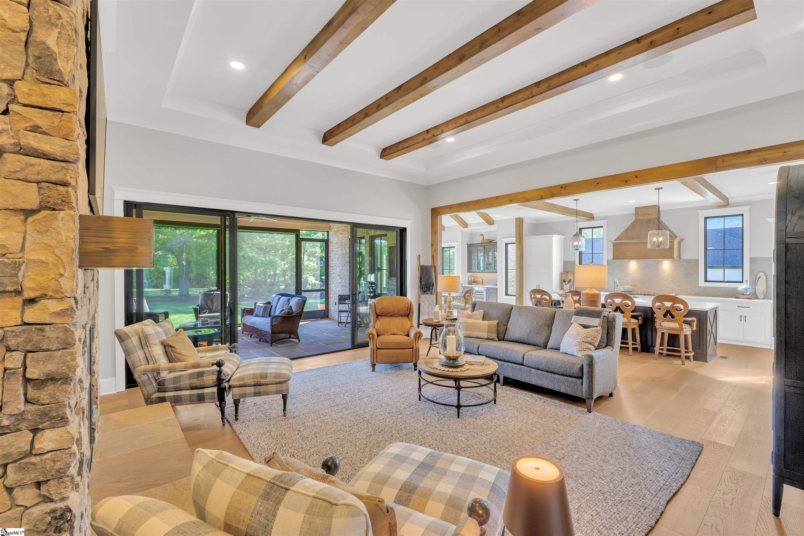 Simpsonville, South Carolina 29681, United States, 5 Bedrooms Bedrooms, ,4 BathroomsBathrooms,Residential,Pending,116211