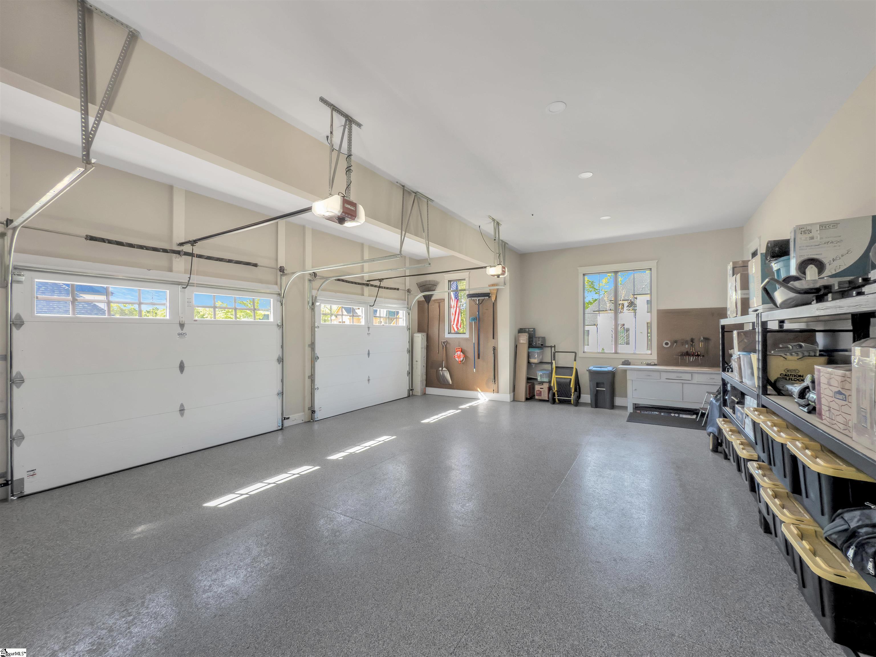 Simpsonville, South Carolina 29681, United States, 5 Bedrooms Bedrooms, ,4 BathroomsBathrooms,Residential,Pending,116211