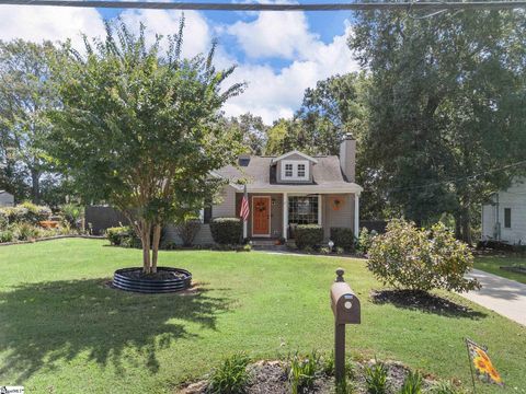 Photo of 17 Crystal Avenue, Greenville, SC 29605 (MLS # 1576165)