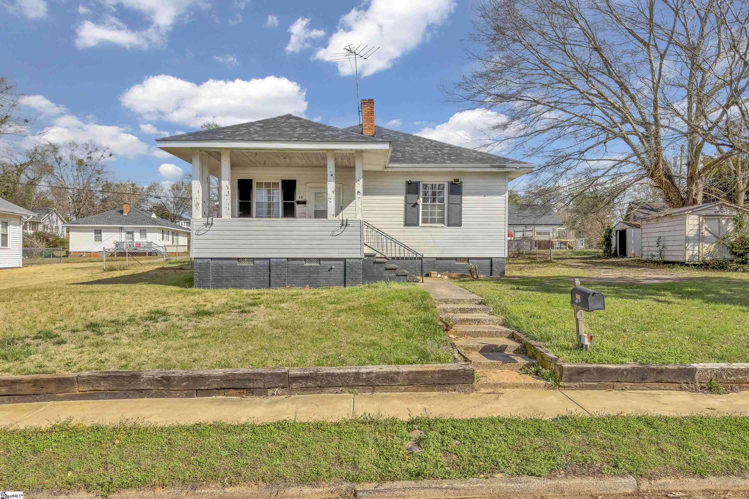Photo 1 of 19 — 22 Meadow Street, Lyman, SC 29365