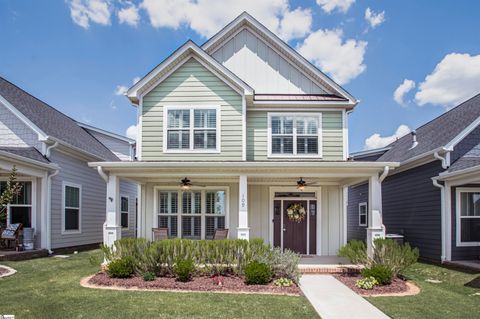 Photo of 109 Townsend Avenue, Greer, SC 29651 (MLS # 1592520)