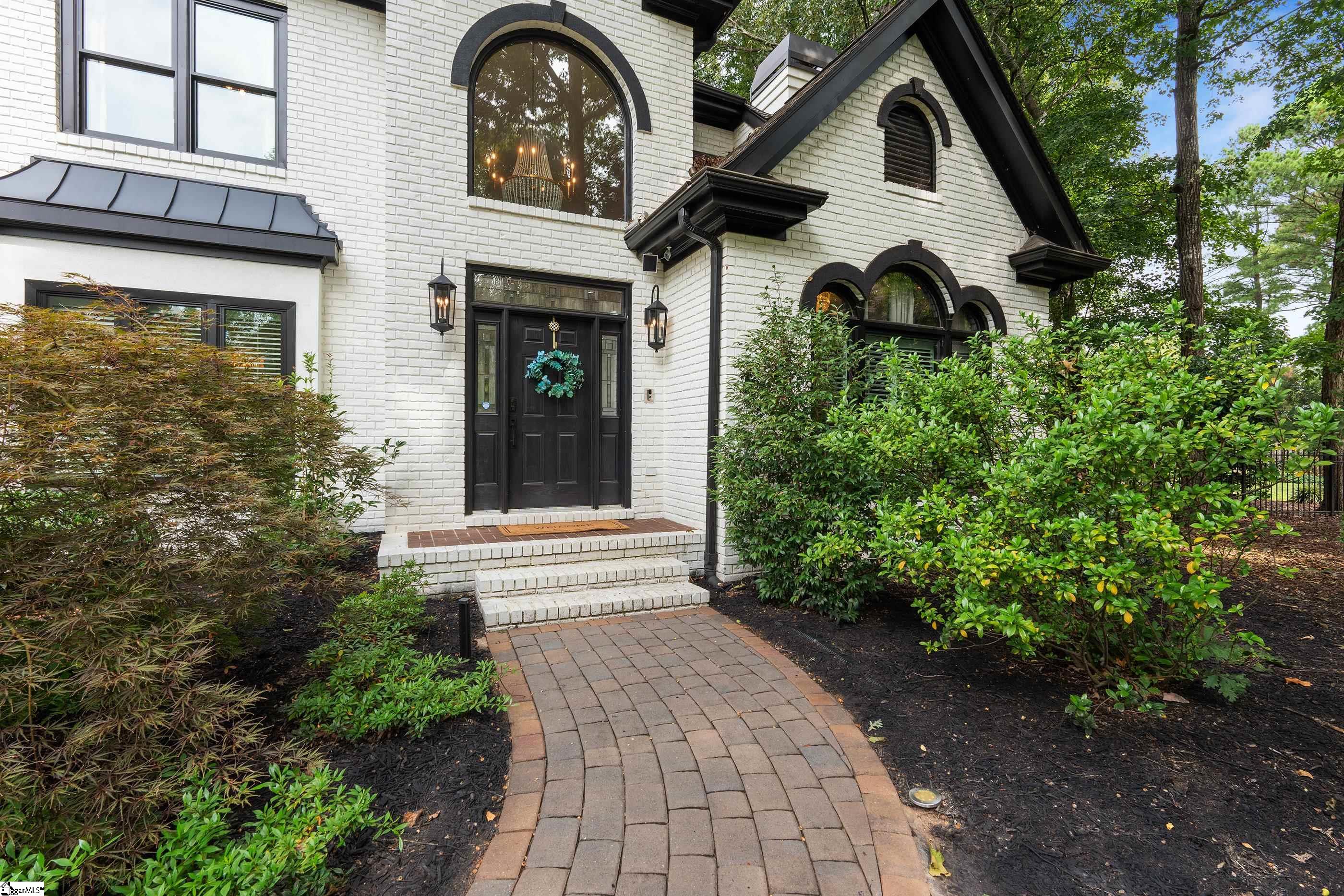 3 Bailey Knoll Court
