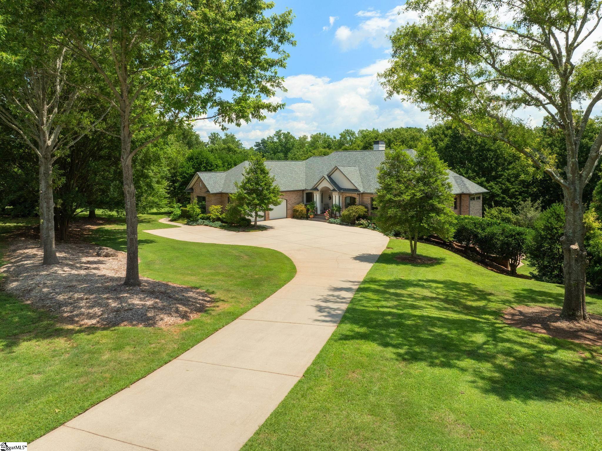 216 Bruce Farm Road, Simpsonville, SC Home for Sale 2 216 Bruce Farm Road