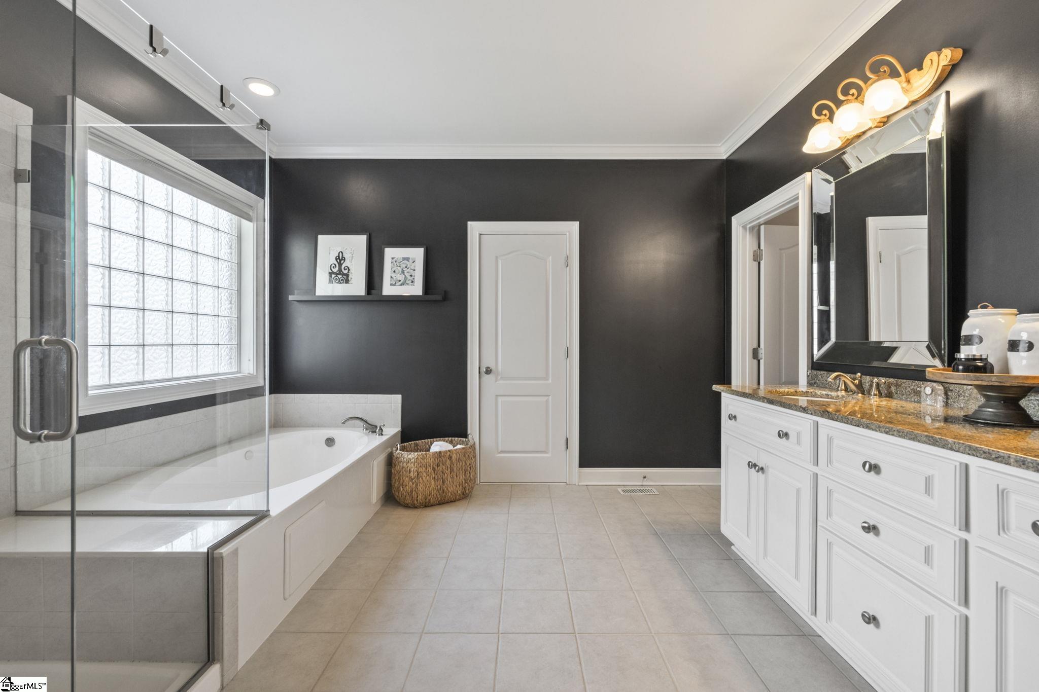 Greer, South Carolina 29650, United States, 4 Bedrooms Bedrooms, ,4 BathroomsBathrooms,Residential,Active,126887