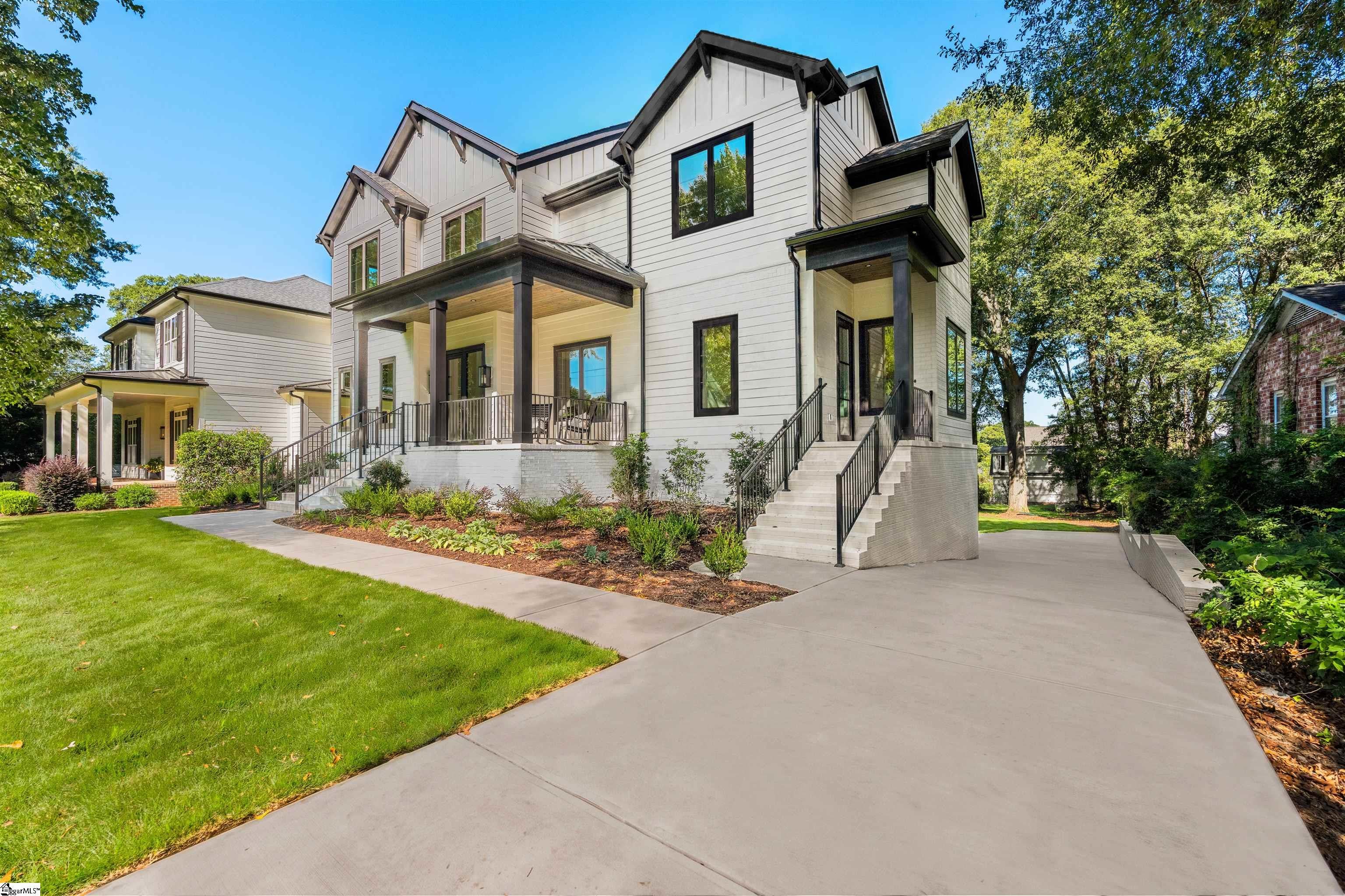 38 Rockwood Drive