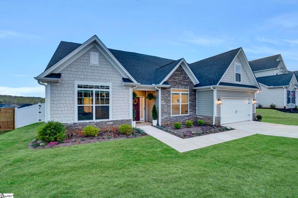 142 JUNIPER HILL DR, EASLEY, SC 29642 - Image d7fd1be3e4ba22cc6b6d331dc6e36289/2884072955