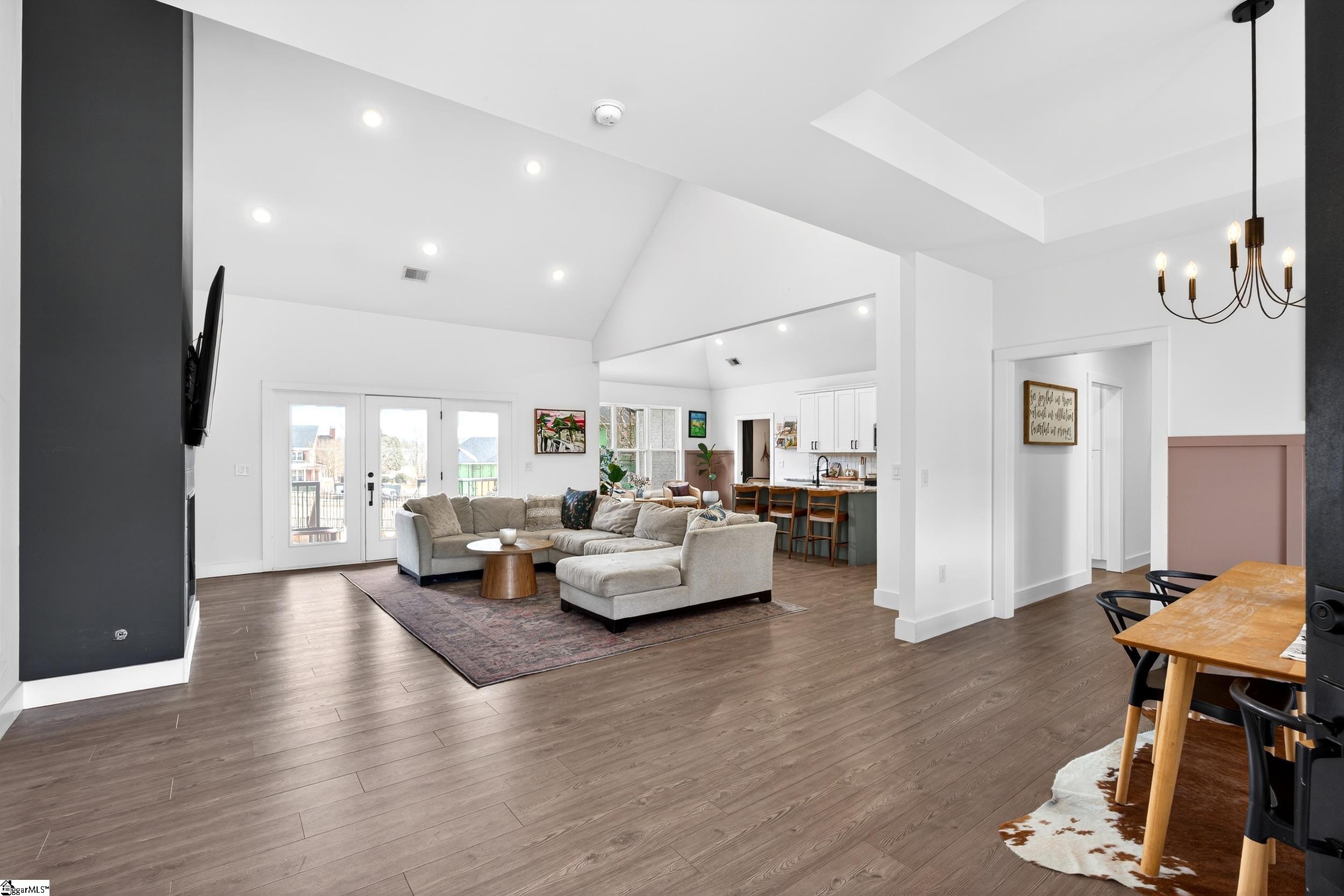 103 Peppermill Court