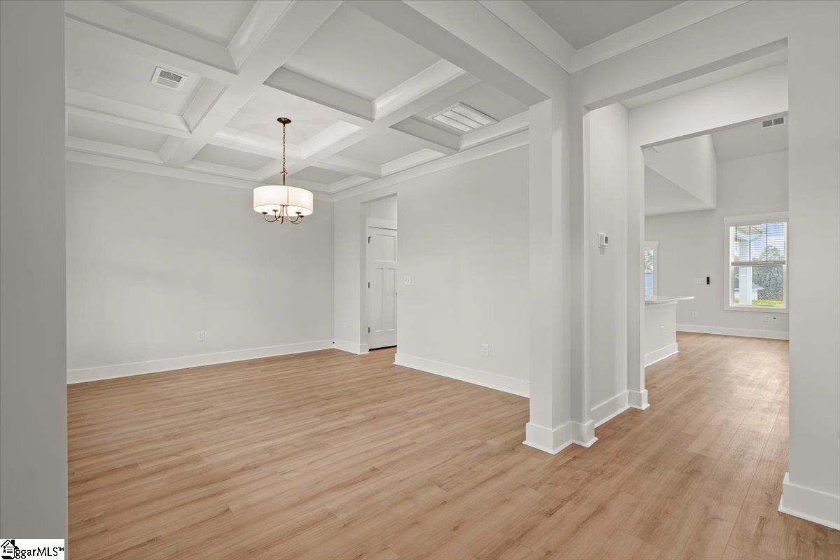 513 Grasshopper Court