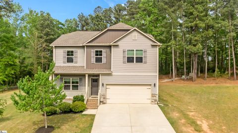 Photo of 540 Bella Woods Trail, Inman, SC 29349 (MLS # 1596292)