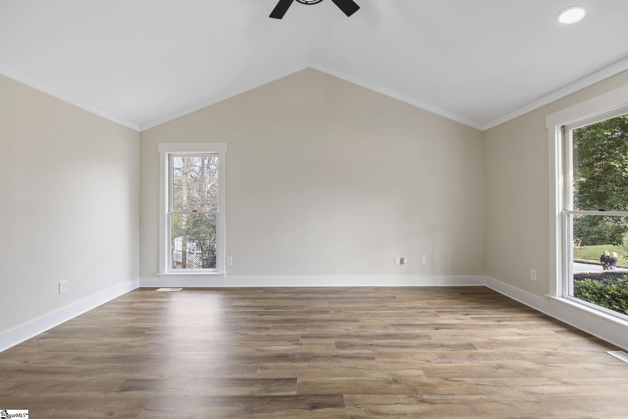 Greer, South Carolina 29650, United States, 4 Bedrooms Bedrooms, ,4 BathroomsBathrooms,Residential,Contingent,76721